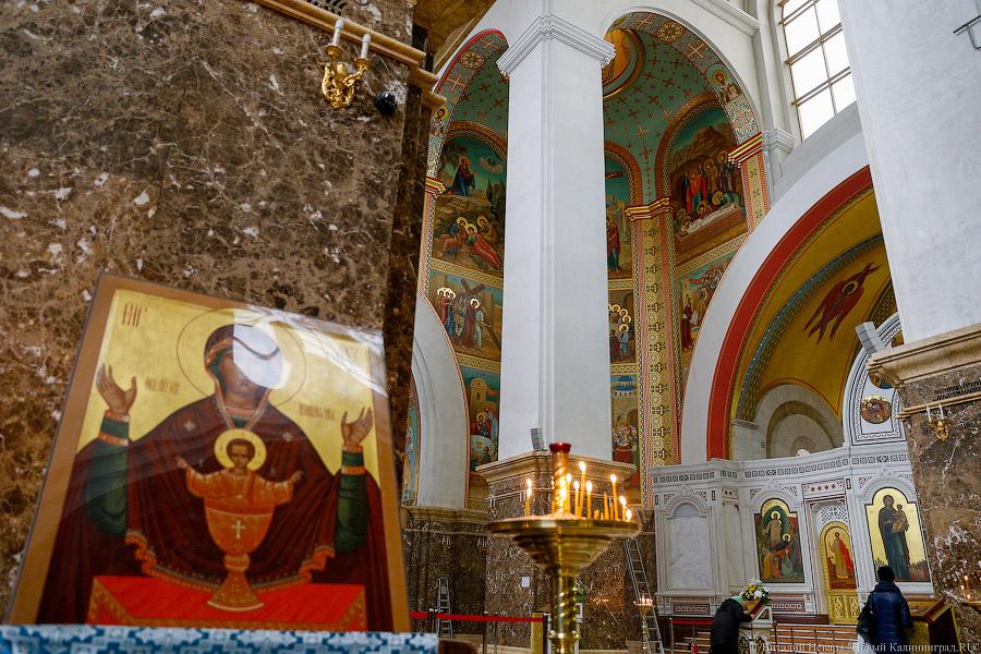 Священные сюжеты: завершается роспись Кафедрального собора в Калининграде