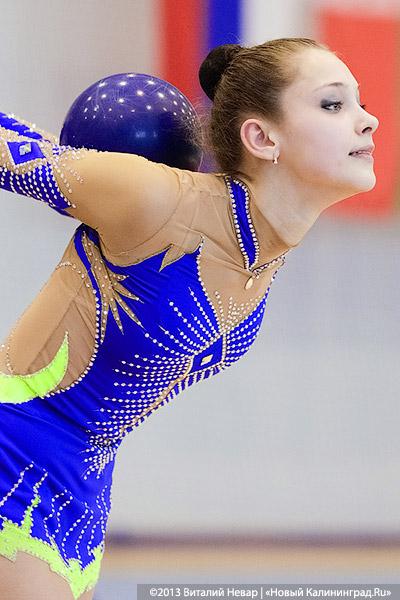 «Прогиб засчитан»: фоторепортаж с соревнований по художественной гимнастике