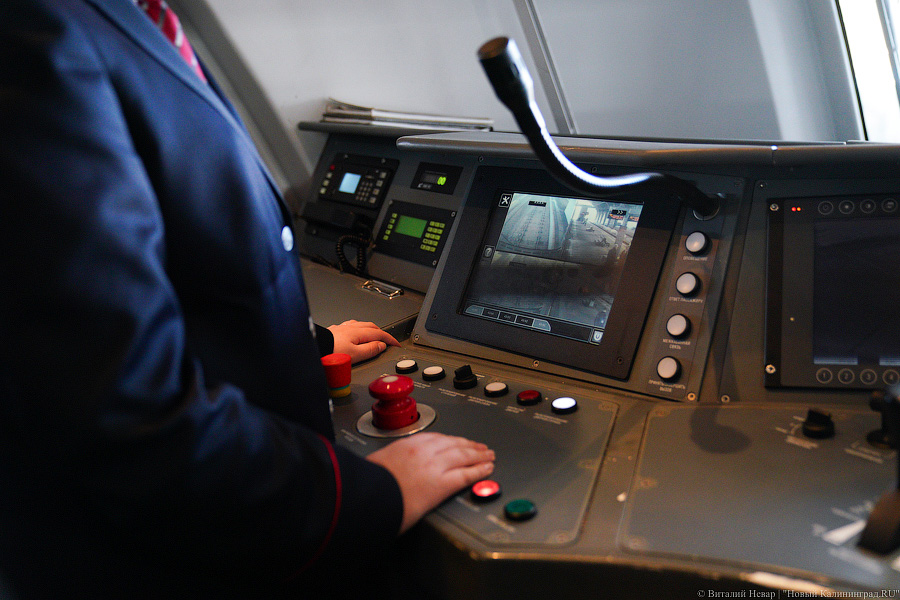 Пробный полет на «Ласточке»: КЖД представила первую женщину-машиниста