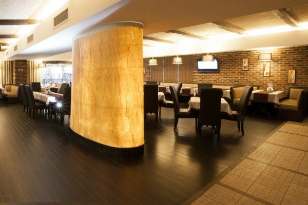 Ресторанно-гостиничный комплекс «Дейма» приглашает на предновогодние банкеты