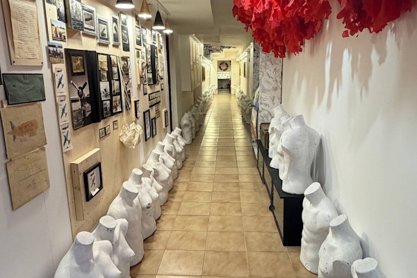 В Зеленоградске открылась художественная галерея «Взлетная полоса искусства»