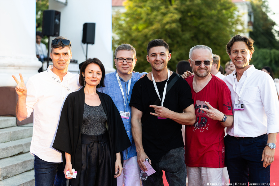 Обморок Антохи МС и голос Пересильд: как открывали фестиваль «Короче» (фото)