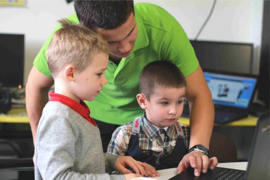 Воспитываем гениев