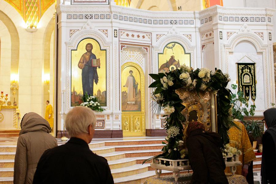 Семейная ценность: в Калининград привезли икону, покровительствующую браку и деторождению