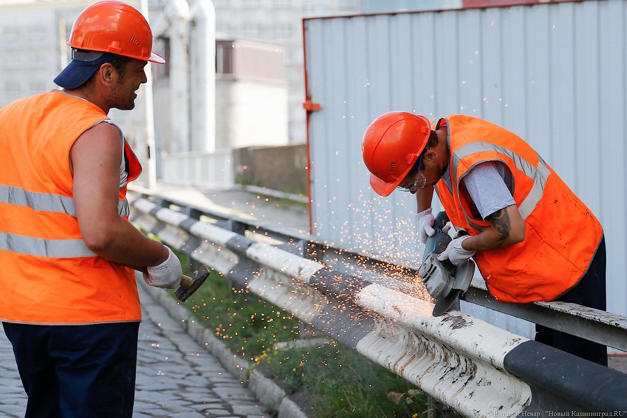 Прохода нет: Высокий мост на Остров закрыт на реконструкцию (фото)
