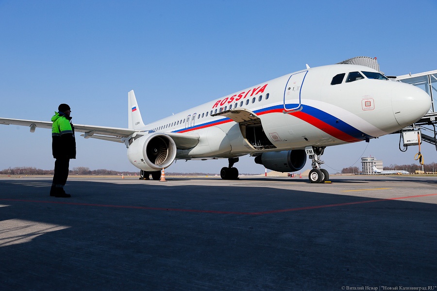 Президент РФ поручил к 2018 году обнулить НДС на авиасообщение с Калининградом