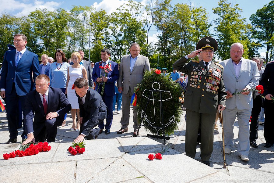 День, когда все изменилось: Калининград вспоминает жертв войны (фото)