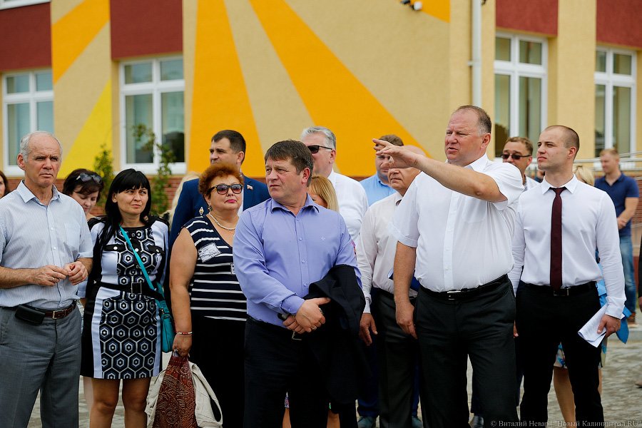Поцелуй в одно место: как губернатор Цуканов проблемы Черняховска решал