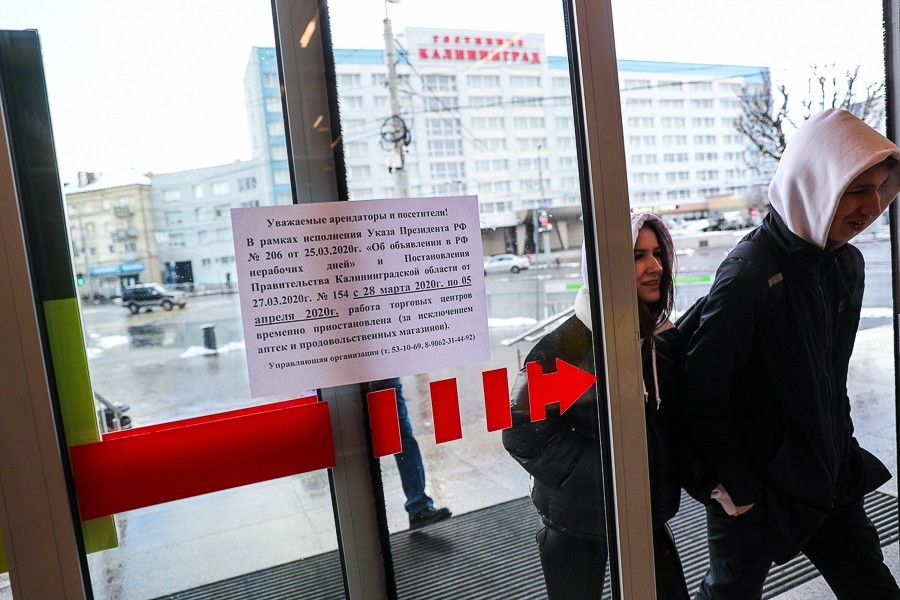 Глава Роспотребнадзора рассказала, как чаще всего передаётся коронавирус