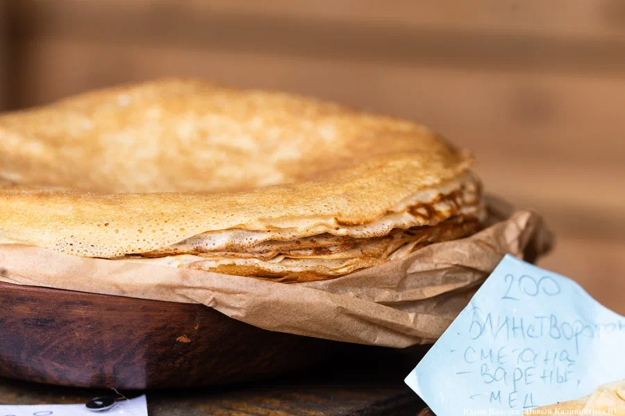 В РФ разработали проект ГОСТа на борщ, окрошку, блины и другие блюда русской кухни