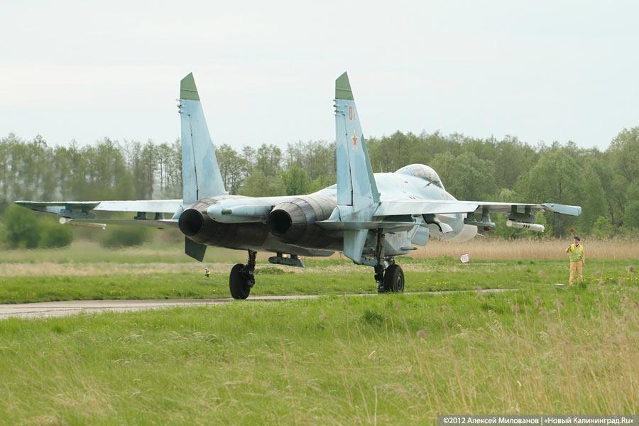 «Учёба в небе»: фоторепортаж с тренировочных полётов Су-27