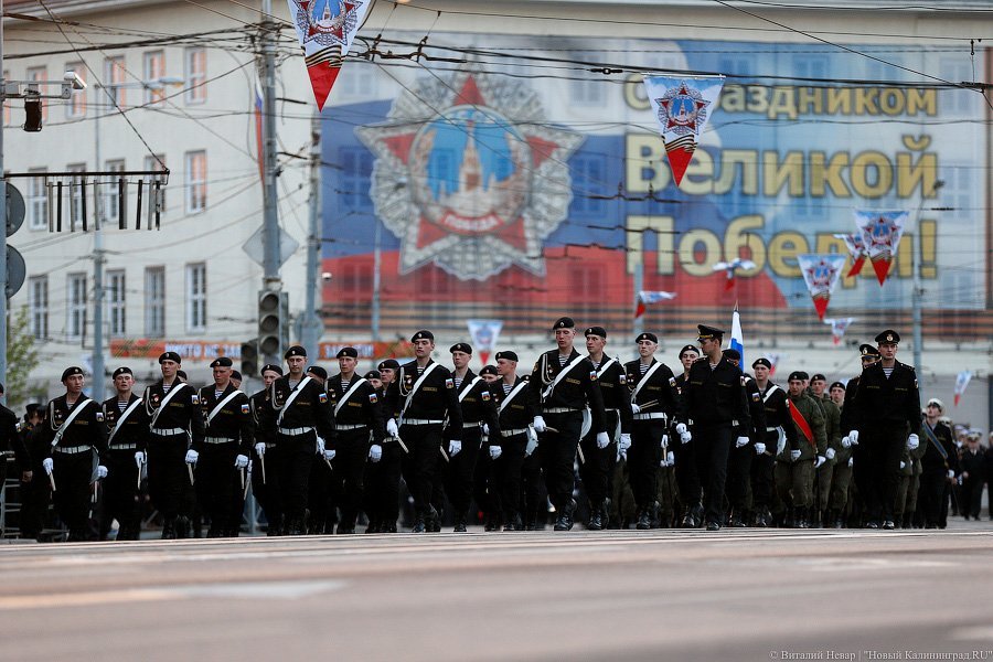 «Тяжело в учении»: в Калининграде прошла первая репетиция Парада Победы