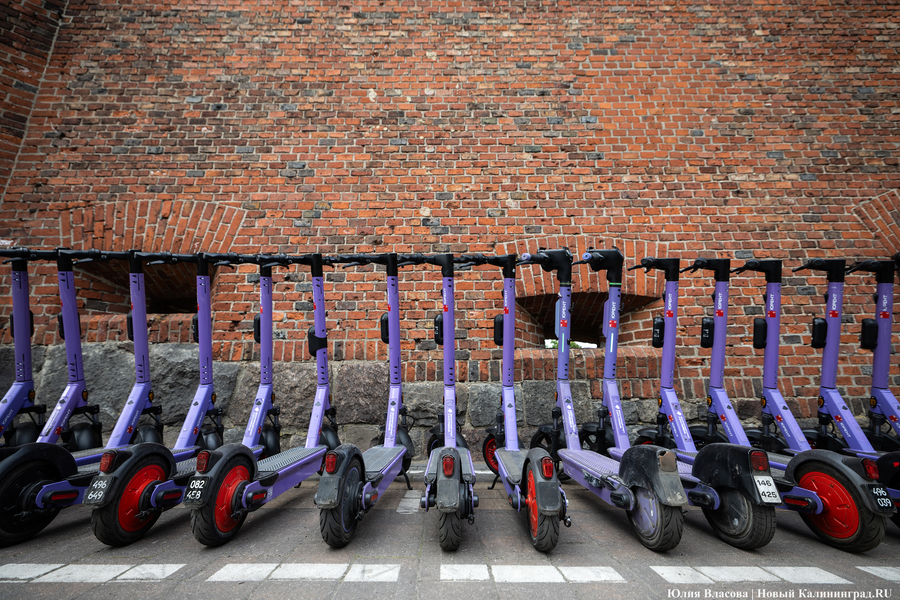 Горвласти предложили решение проблемы парковки самокатов при частых сбоях сети