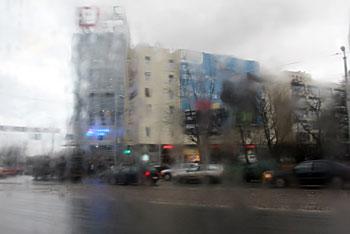 Часть улиц Калининграда оказались подтопленными, движение блокировано