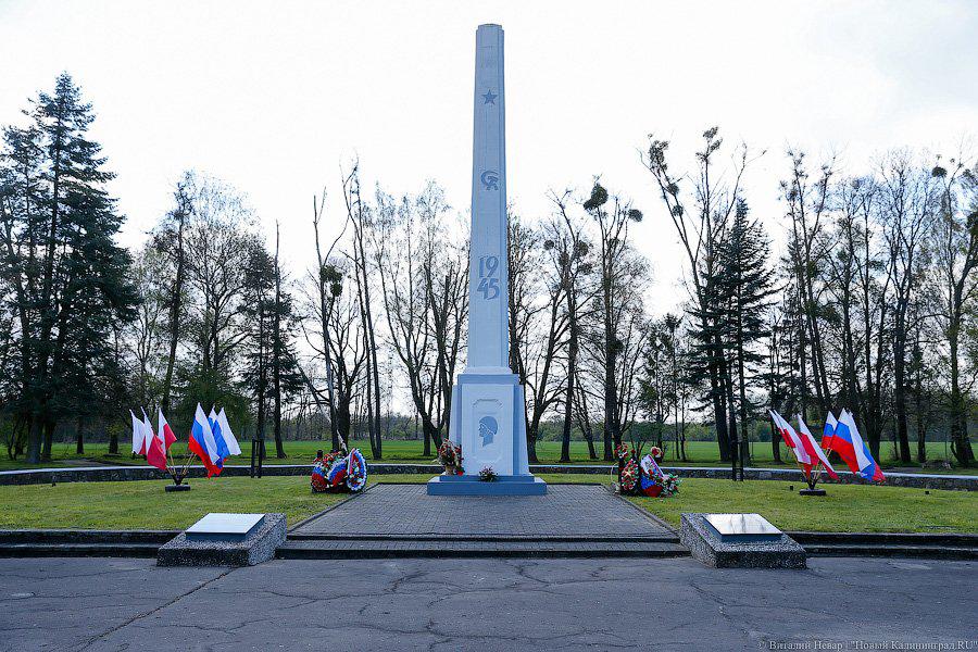 В церемонии на воинском мемориале в Бранево приняли участие 100 байкеров из Калининграда 