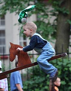 В Калининграде могут начаться массовые переезды детских площадок