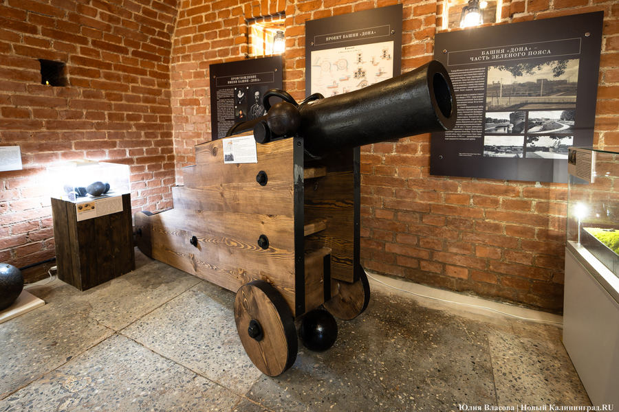 «За крепостной стеной»: Музей янтаря открыл экспозицию в пороховом погребе (фото)