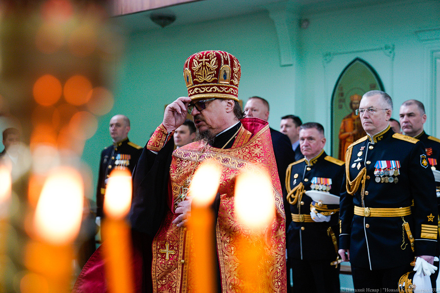 Пушки и «мини-Петр»: в Балтийске прошёл парад в честь Дня Балтфлота (фото)