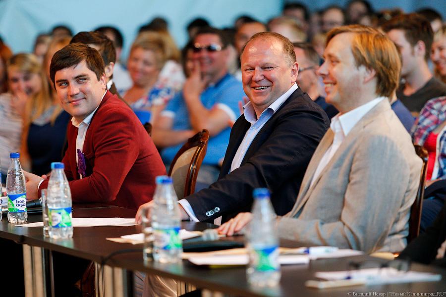 «Разве можно наспех?»: как в светлогорском Театре эстрады впервые провели КВН