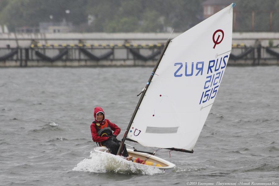 Дотянуться до звезд: фоторепортаж с парусной регаты «Кубок космонавта Леонова»