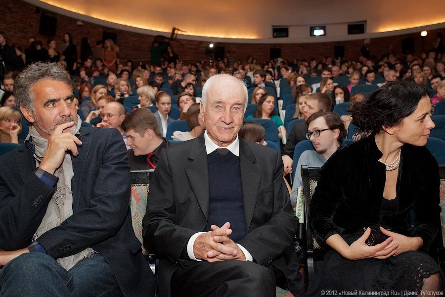 «Велосипеды, вино, Тильзит и Ханеке»: фоторепортаж с открытия VIII Фестиваля кино стран ЕС