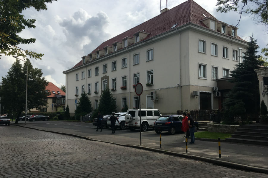 В Калининграде эвакуированы сотрудники областной Думы (фото)