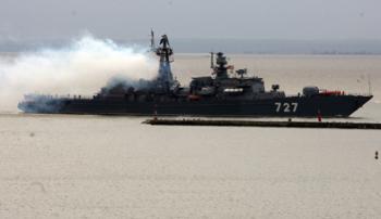 Балтфлот отправил «Ярослава Мудрого» и танкер «Кола» бороться с пиратами