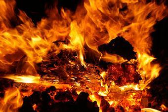 В Малом Исаково, играя с огнем, погиб ребенок