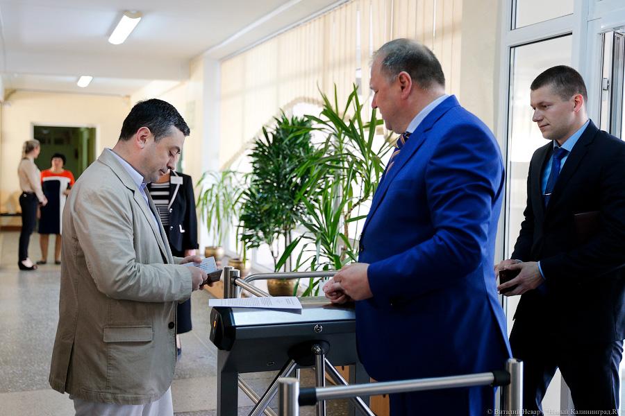 Великий и могучий: губернатор пожелал успеха школьникам на ЕГЭ по русскому