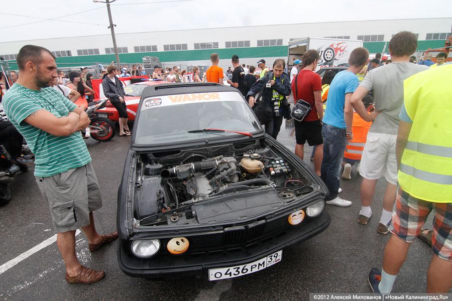 «Скользящие»: фоторепортаж с дрифт-шоу