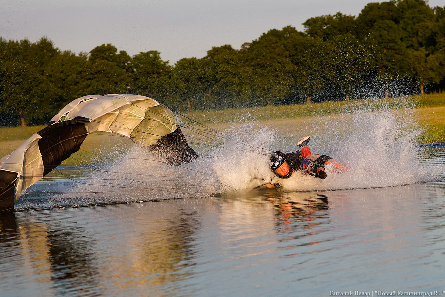 Люди как птицы: под Калининградом прошел этап Кубка России по купольному пилотированию (фото)