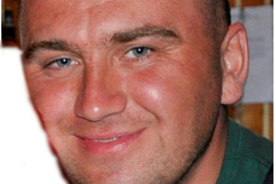 УМВД: в Пионерском мужчина с татуировкой на животе украл у девушки 45 тысяч (фото)