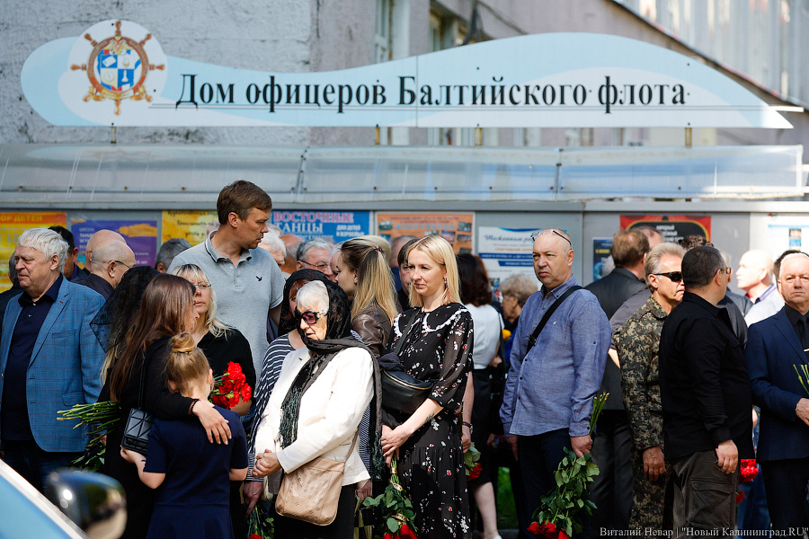 Калининград прощается с адмиралом и экс-губернатором Владимиром Егоровым (фото)