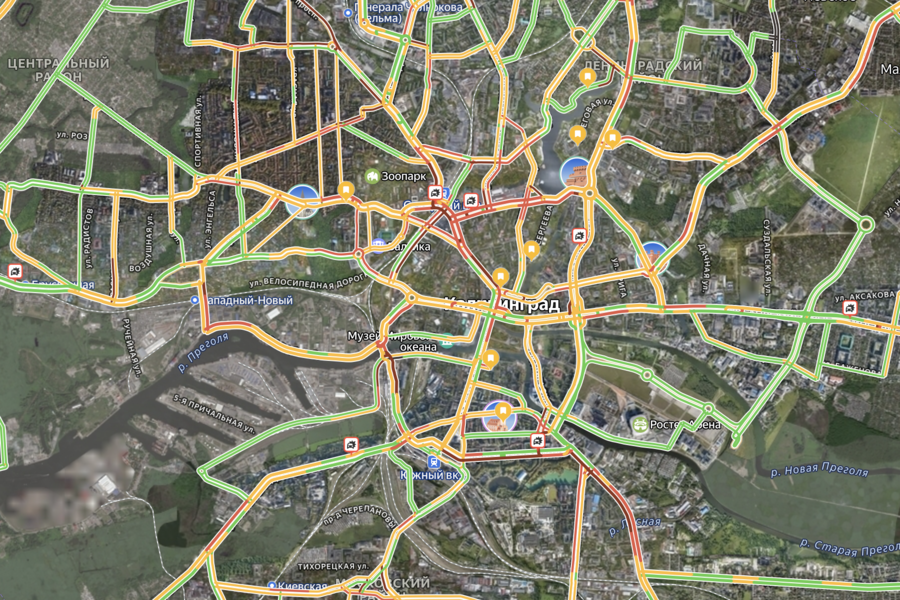 Калининград «встал» в девятибалльных пробках из-за снега