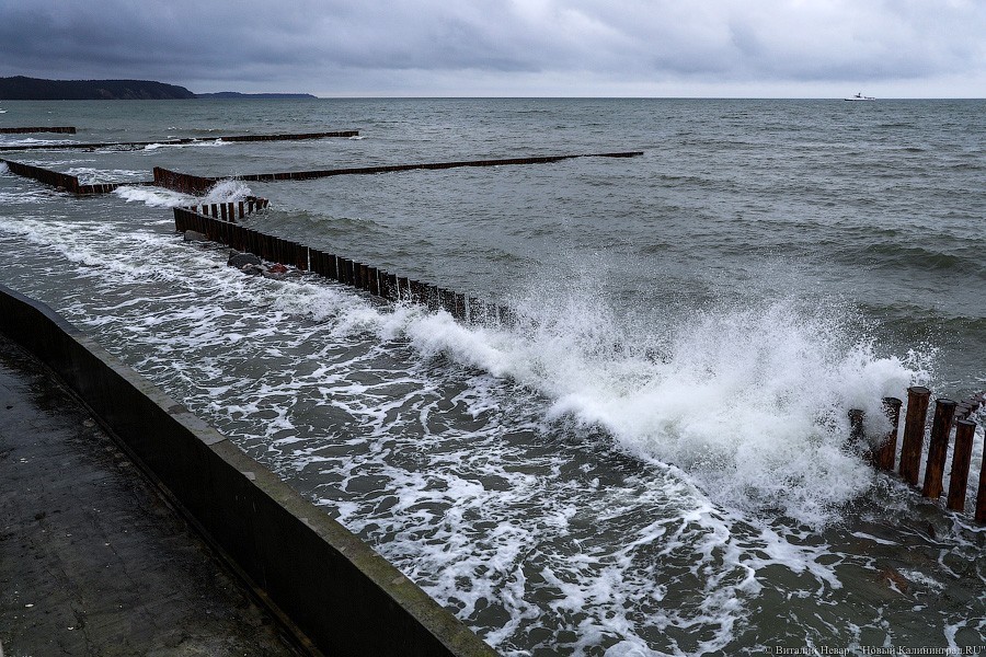 «В ожидании 70 метров»: как ведутся работы по расширению пляжа в Светлогорске