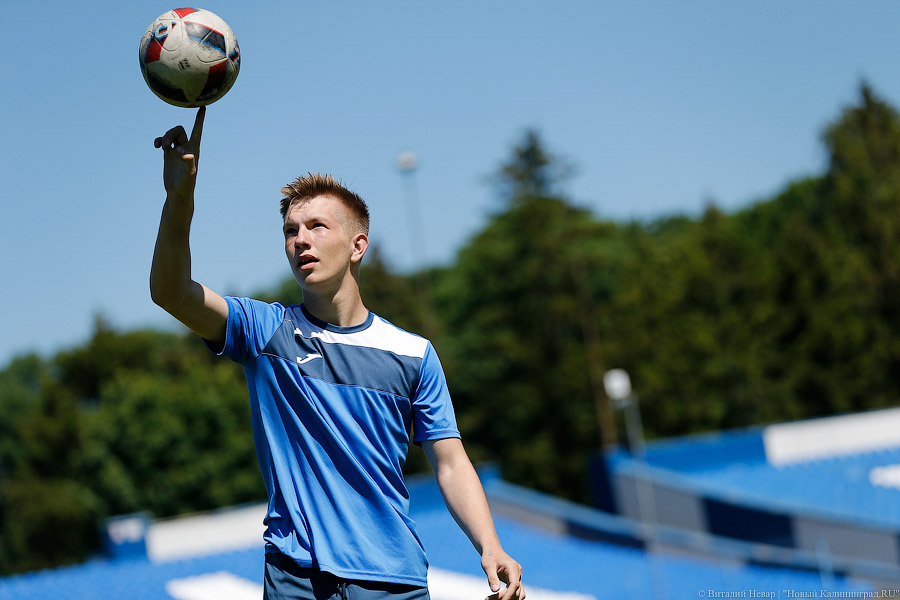 Год в свои ворота: калининградцы торжественно ждут ЧМ-2018