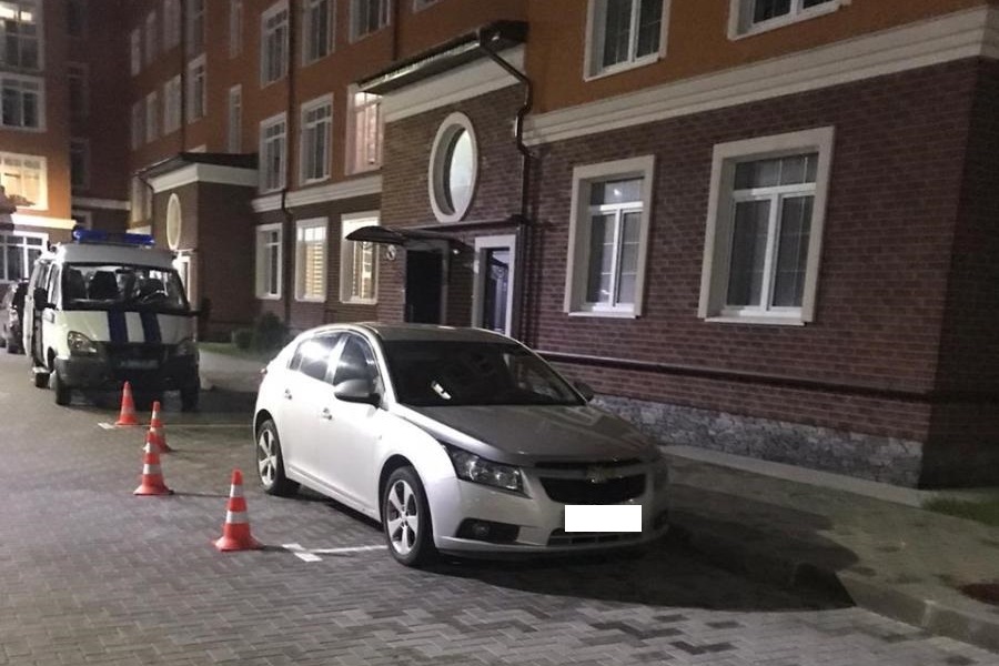 В Гурьевске «Шевроле» при движении задним ходом сбил пенсионерку