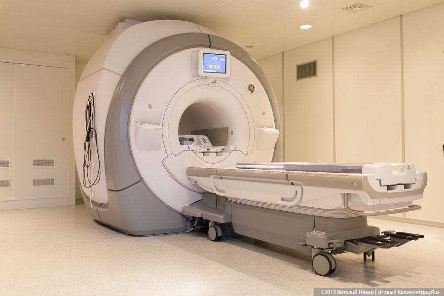 Баринов и Кравченко попросили у губернатора денег на новые томографы
