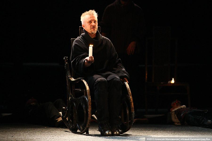 Гамлет: постановка Някрошюса и театра «Мено Фортас» в Калининграде