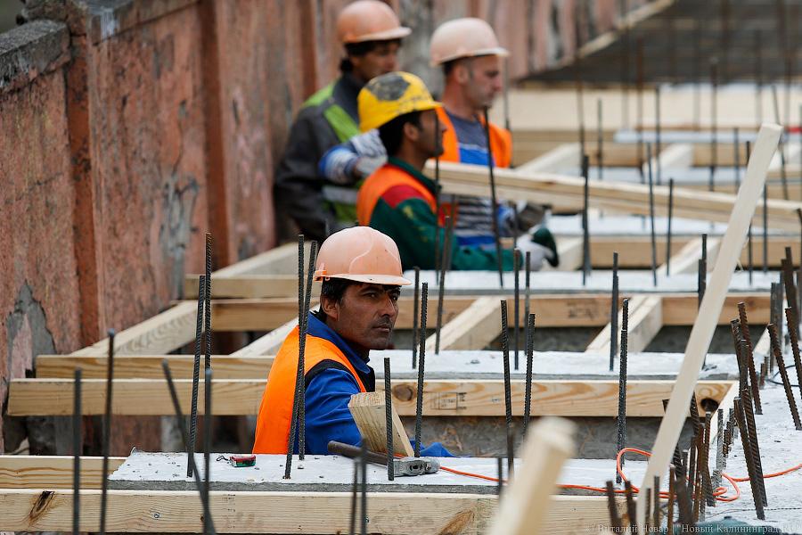 Внезапные коммуникации: как продвигается ремонт моста на Аллее Смелых