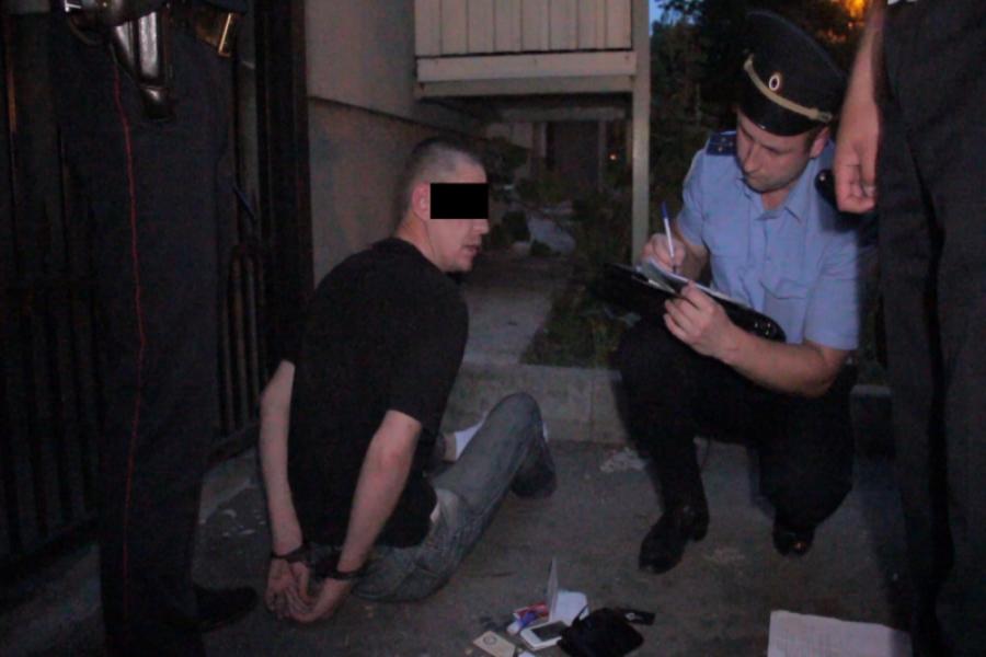 В Калининграде водители помогли задержать подозреваемого в разбойном нападении (фото)