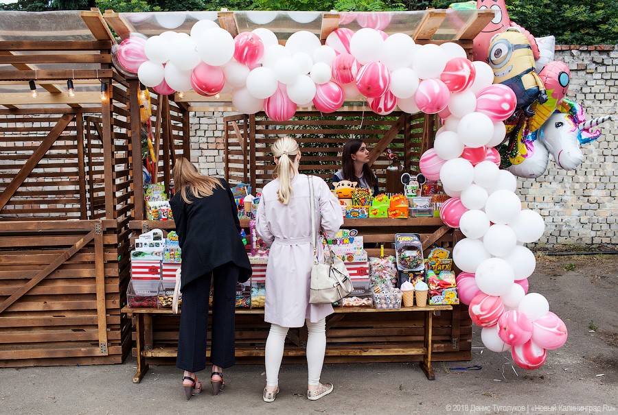 «Гастрономический» бастион: как работает новая стрит-фуд зона на Гвардейском