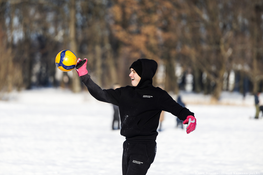Игры при −20°C: как в Калининграде прошёл День зимних видов спорта