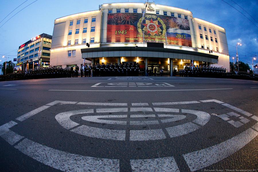 Оттачивая шаг: как прошла генеральная репетиция парада Победы в Калининграде