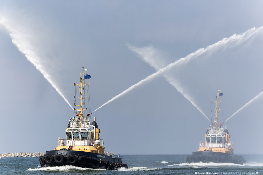 День ВМФ в Балтийске: как прошел парад кораблей Балтфлота (фото)