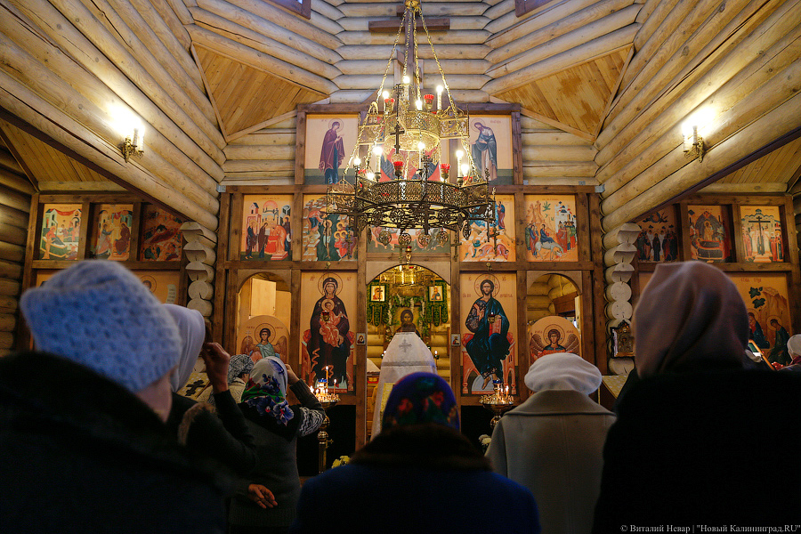 Православное погружение: в Калининграде прошли крещенские купания (фото)