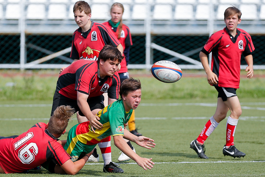 С овальным мячом: как в Калининграде прошёл турнир по регби (фото)