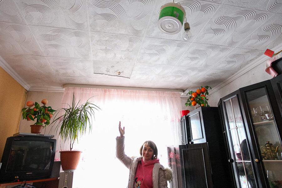 В никуда: областные власти выселяют бывших сотрудников техникума из общежития в Полесске