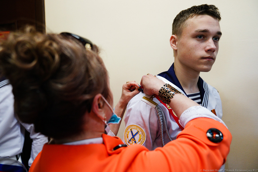 Вальс и дистанция: «Последний звонок» в калининградском кадетском корпусе (фото)