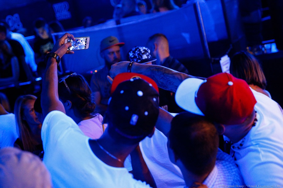 Не надо танцевать: в клубе «Yalta» выступила группа «Каста»